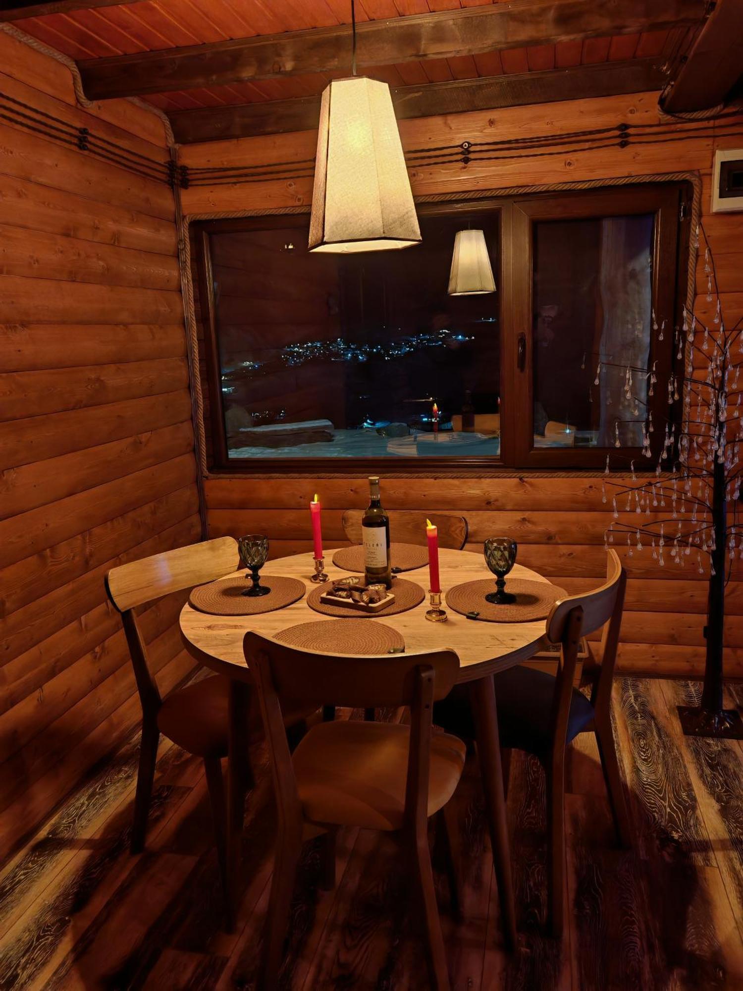 Alone Cottage Kazbegi Δωμάτιο φωτογραφία
