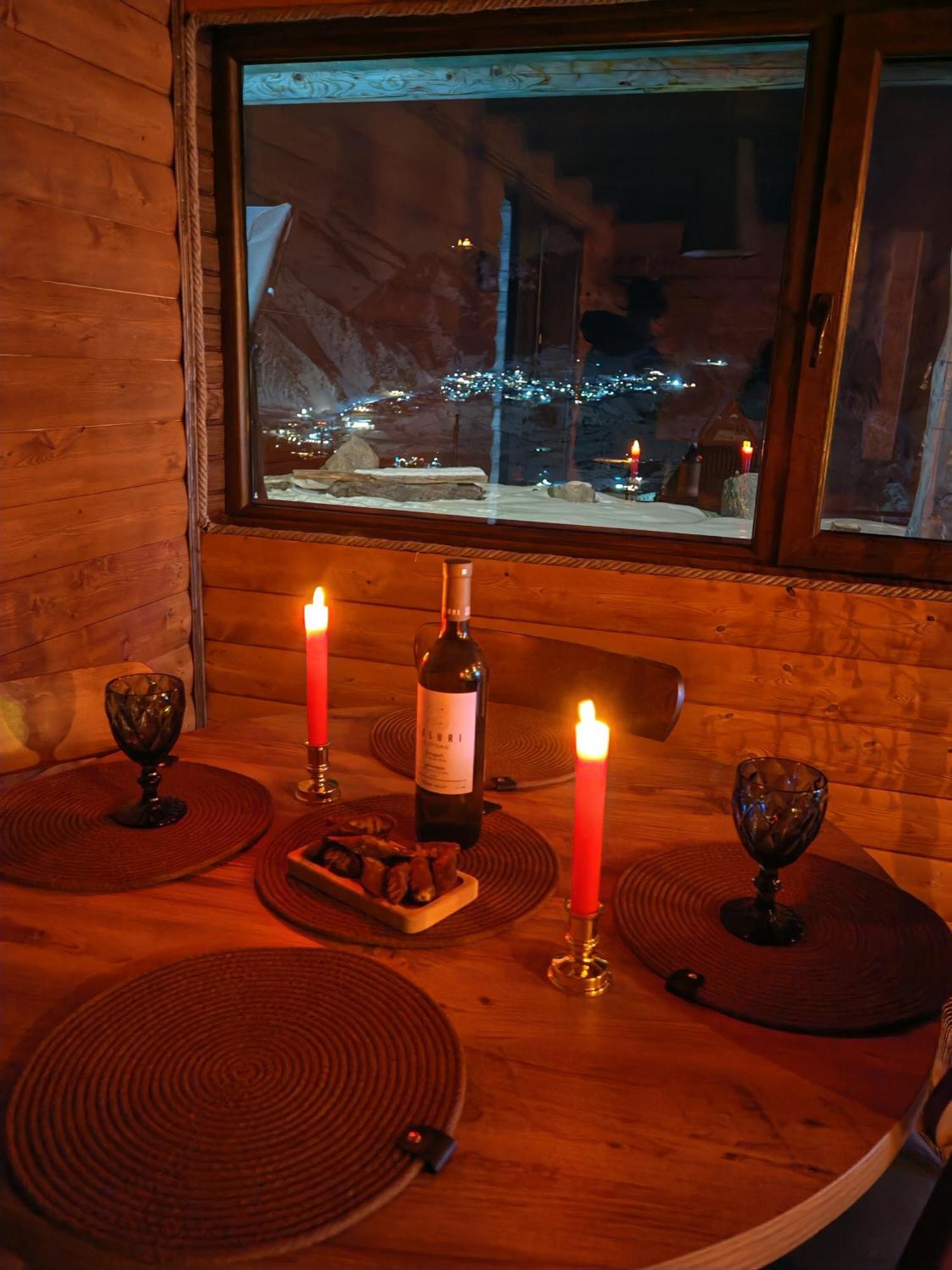 Alone Cottage Kazbegi Δωμάτιο φωτογραφία